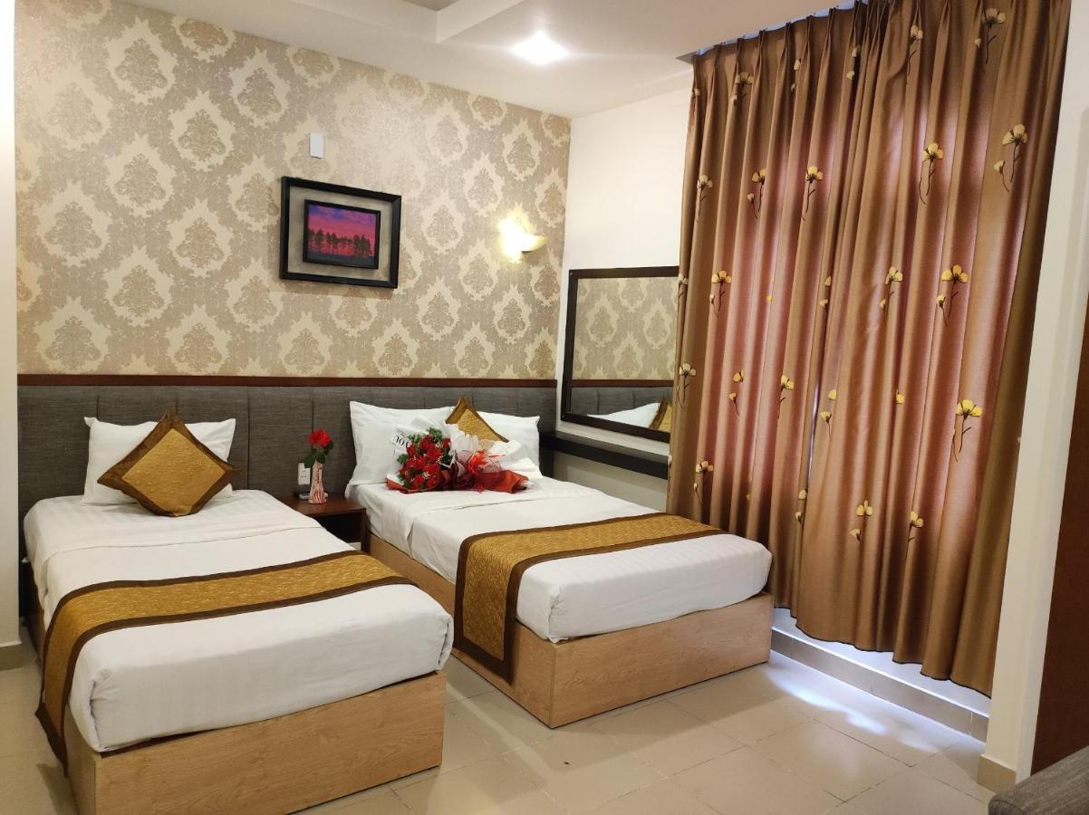 Hotel Huong Tra *