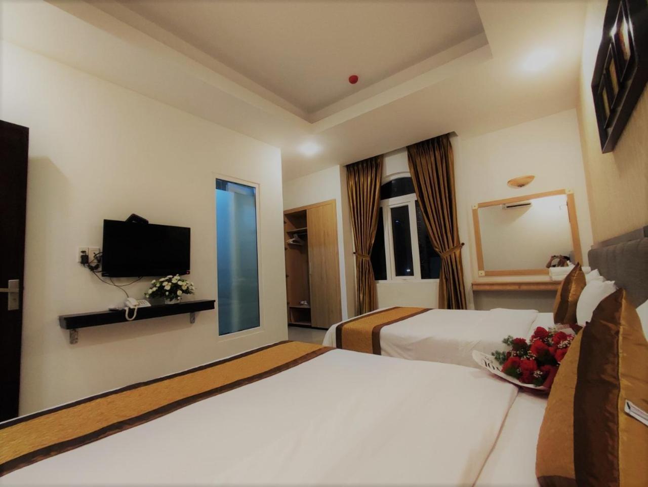 Huong Tra Hotel